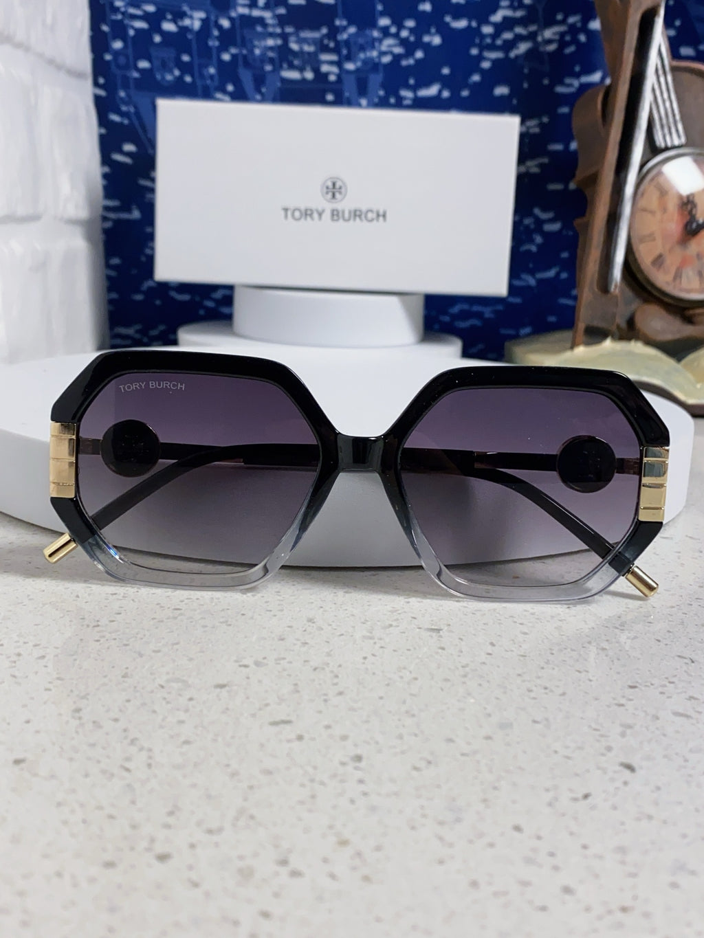 Burberry Fashion Silver Lens Sunglasses for Men & Women - detail image 9
