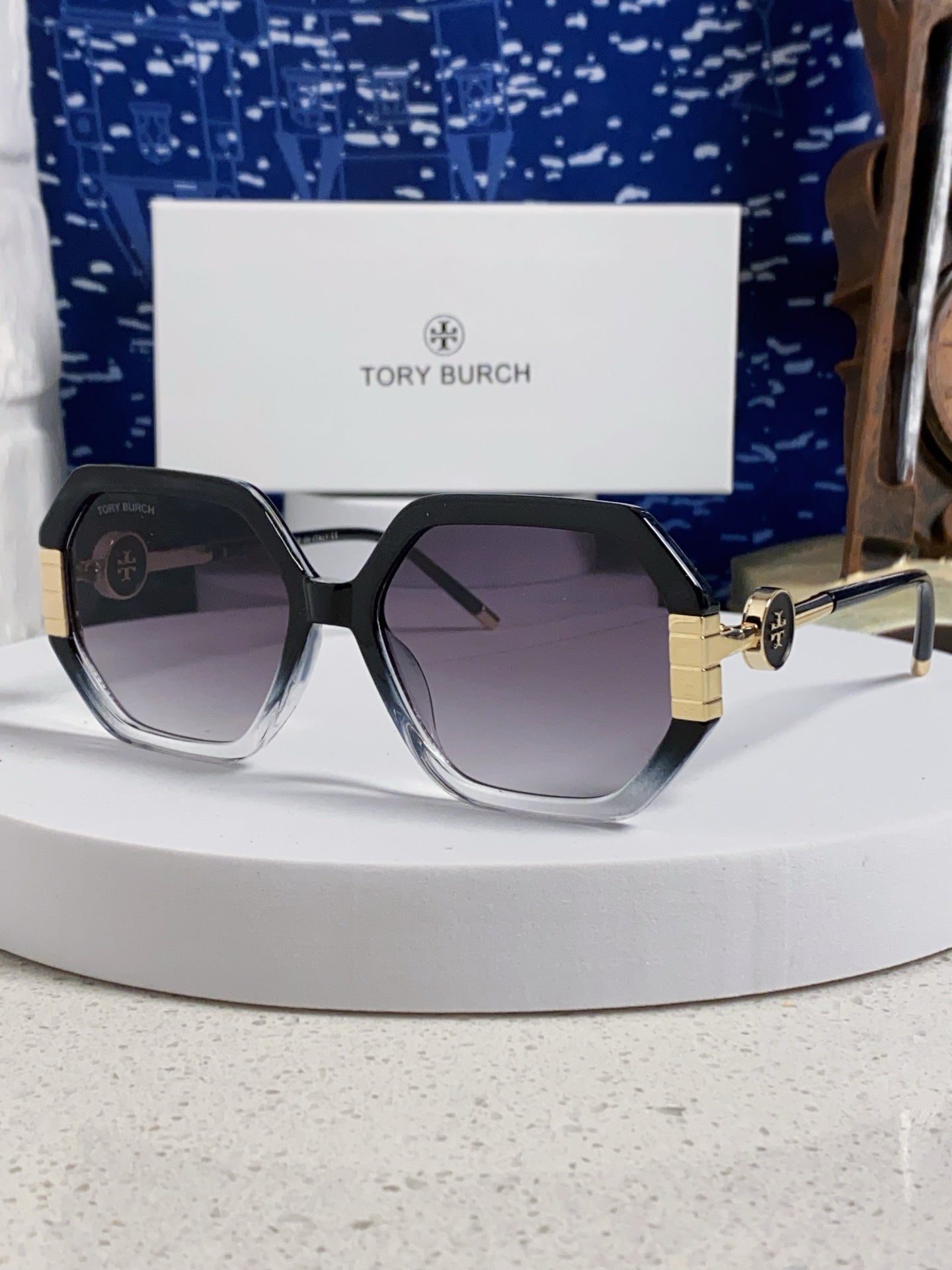 Burberry Fashion Silver Lens Sunglasses for Men & Women