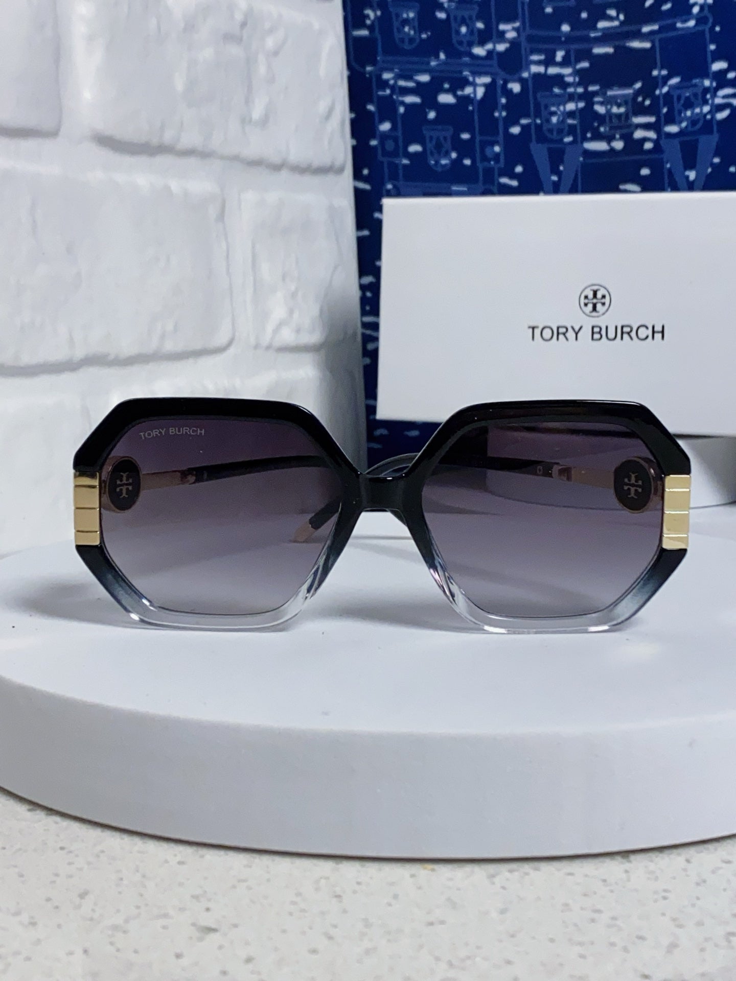 Burberry Fashion Silver Lens Sunglasses for Men & Women - 432429 - detail image 2