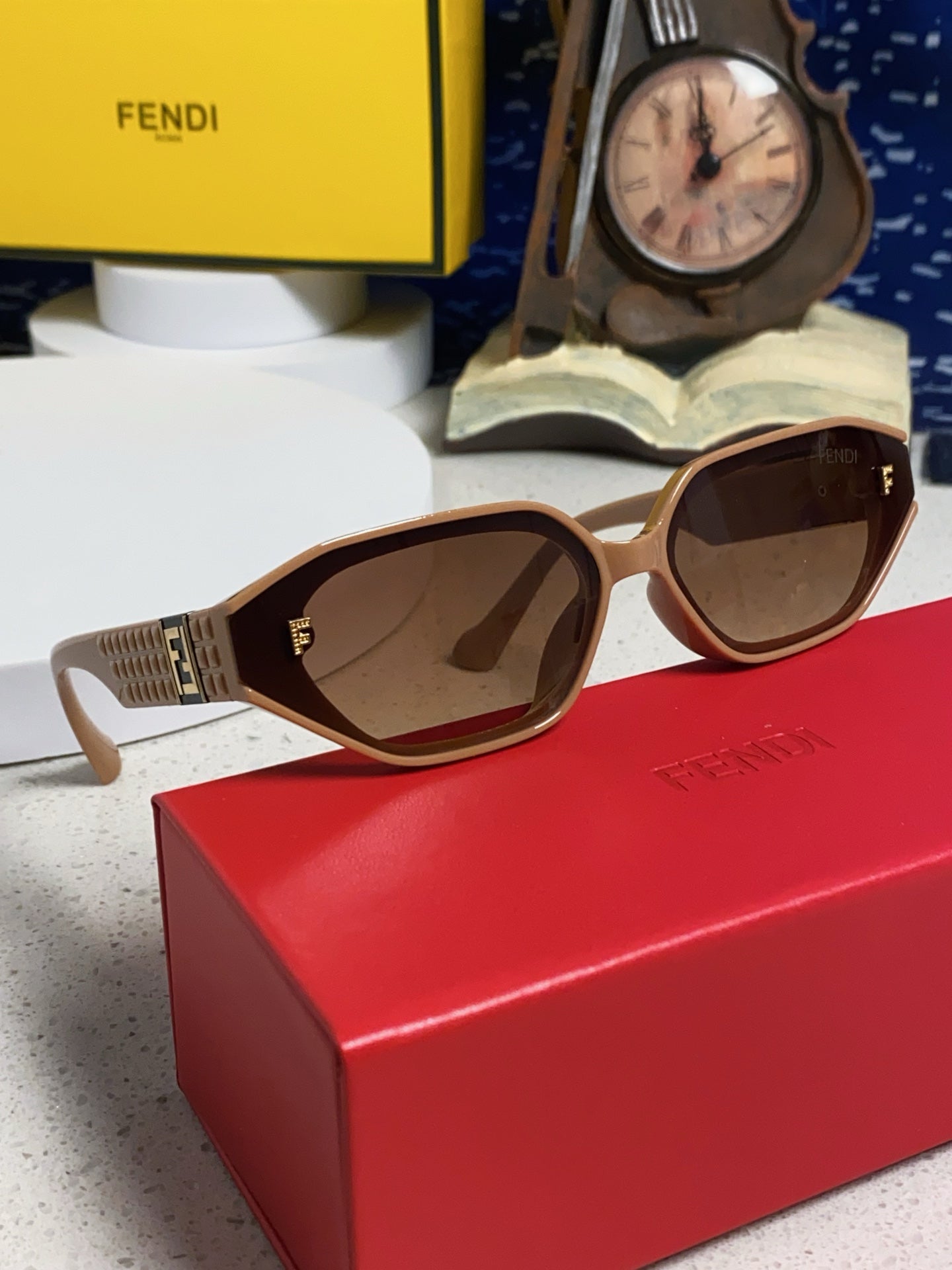Fendi Fashion Brown Lens Sunglasses for Men & Women - 383044 - detail image 10