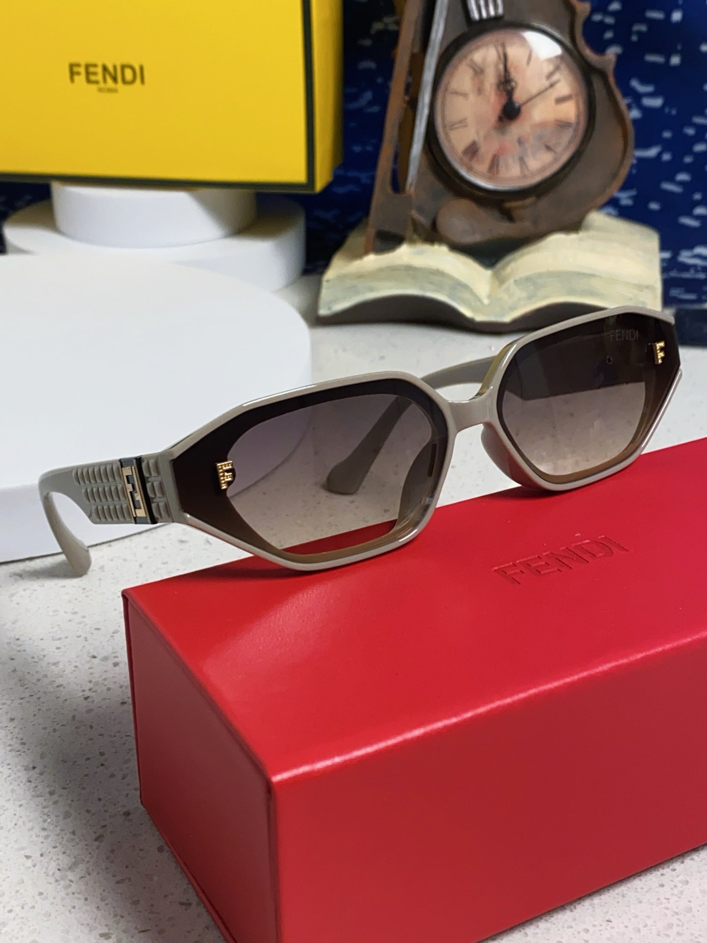 Fendi Fashion Silver Lens Sunglasses for Men & Women - 383045 - detail image 10