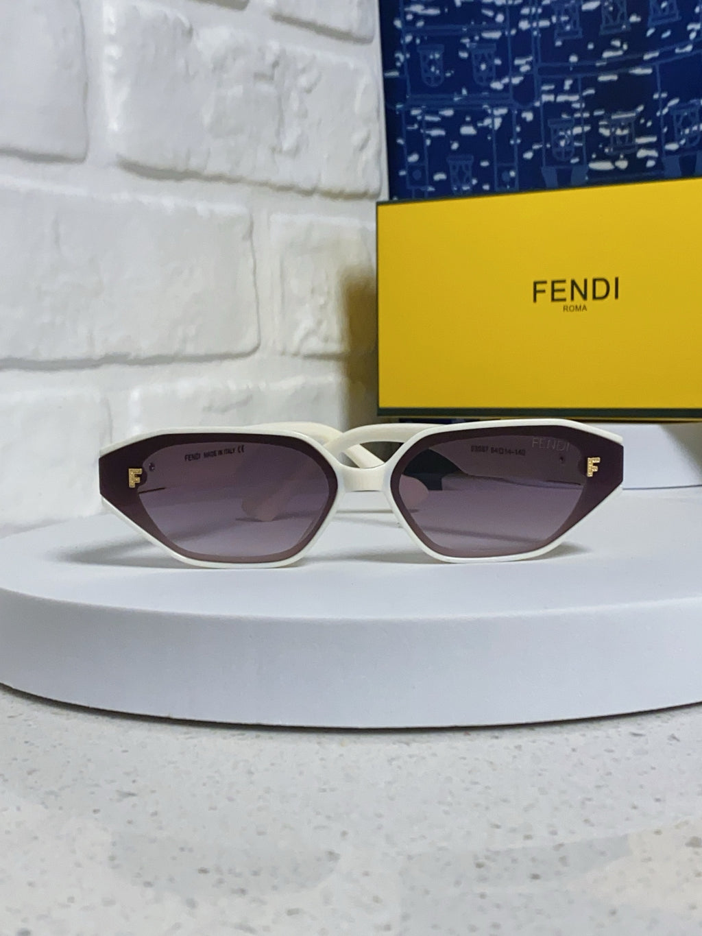 Fendi Fashion Silver Lens Sunglasses for Men & Women - 383038 - detail image 2