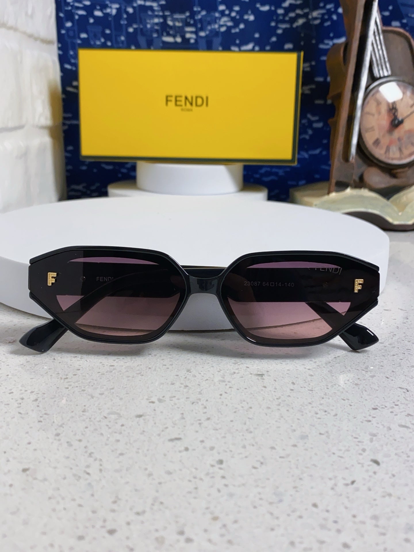 Fendi Fashion Silver Lens Sunglasses for Men & Women - 383039 - detail image 9