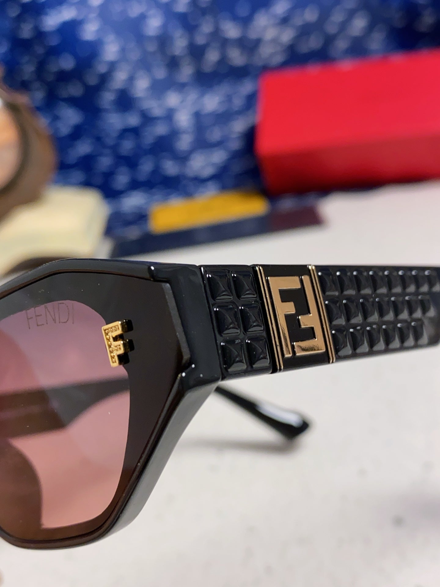 Fendi Fashion Silver Lens Sunglasses for Men & Women - 383039 - detail image 7