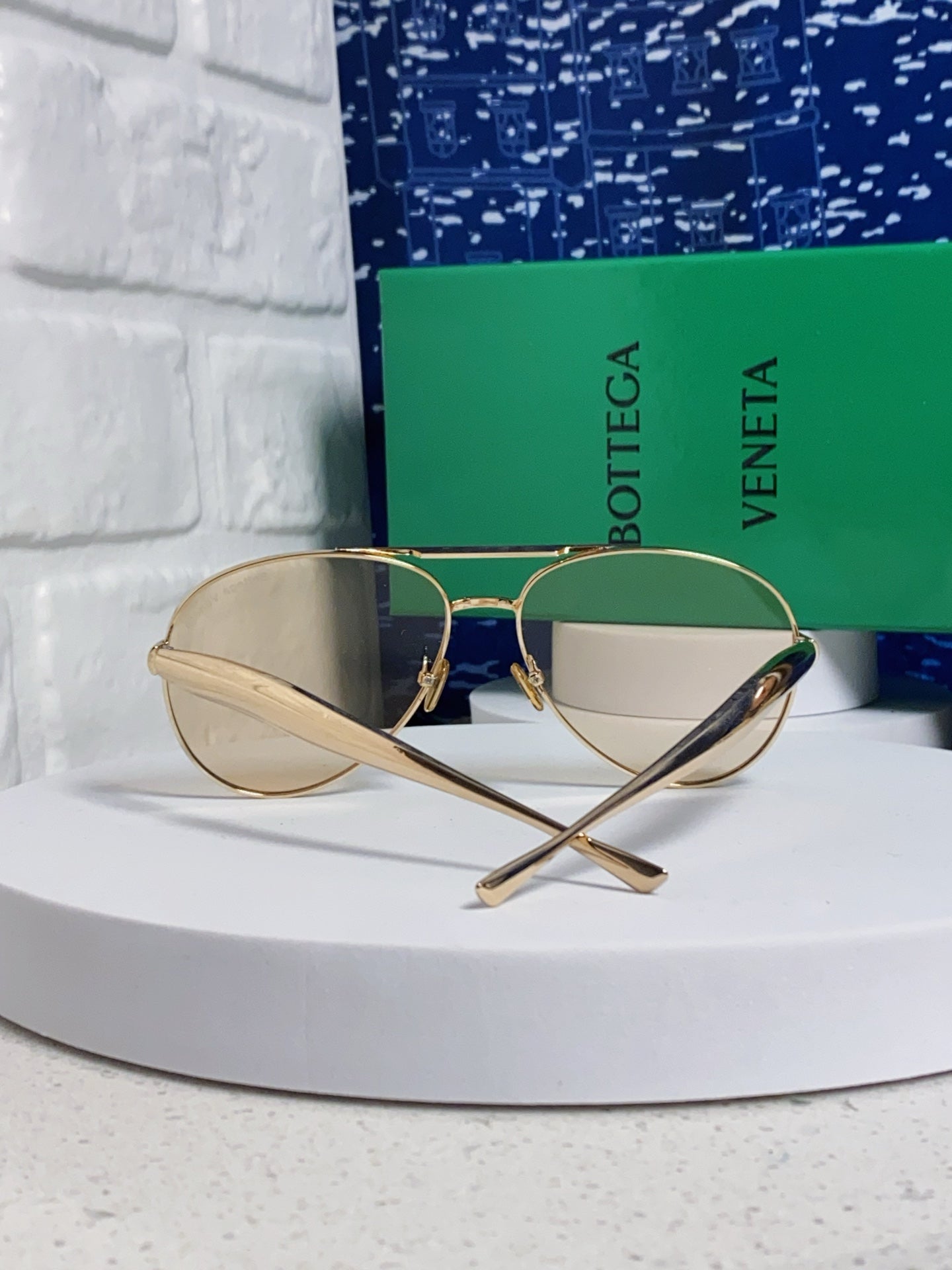 Bottega Veneta Metal Aviator Gold Lens Sunglasses for Men & Women - 432915 - detail image 3