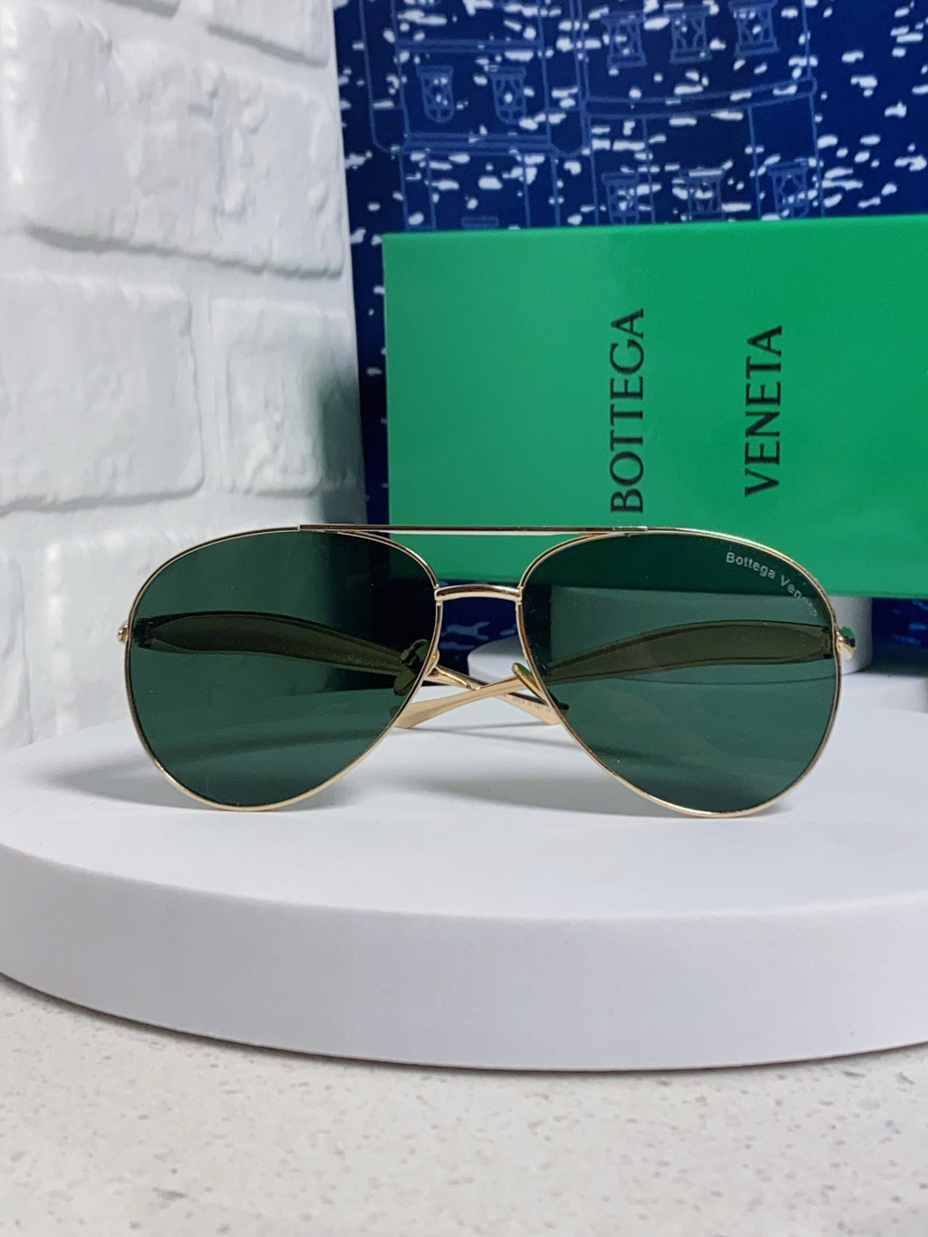 Bottega Veneta Metal Aviator Gold Lens Sunglasses for Men & Women - detail image 2