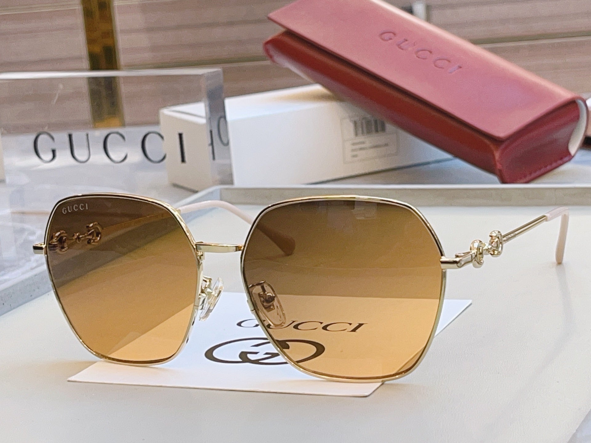 Gucci GG0882SA Square Red Lens Sunglasses for Men & Women - detail image 4