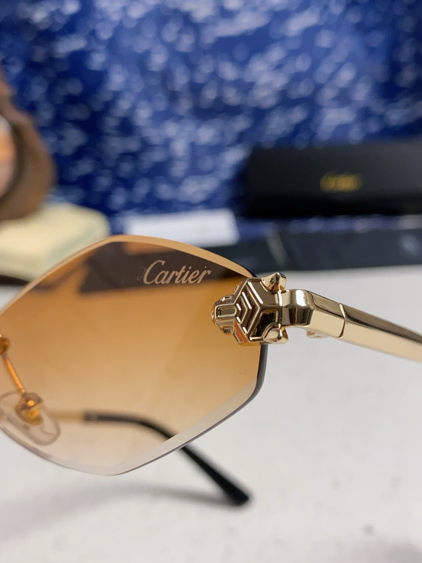 Cartier Lightweight Metal Rimless Gold Lens Sunglasses for Women - 415849 - detail image 7