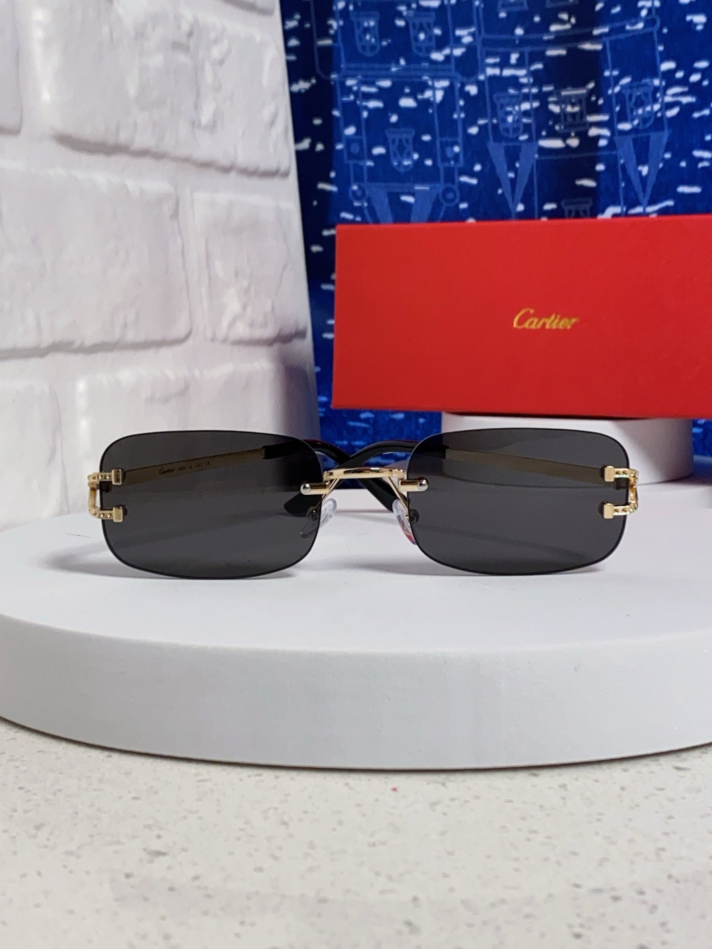 Cartier Lightweight Rimless Silver Lens Sunglasses for Men & Women - 449481 - detail image 2