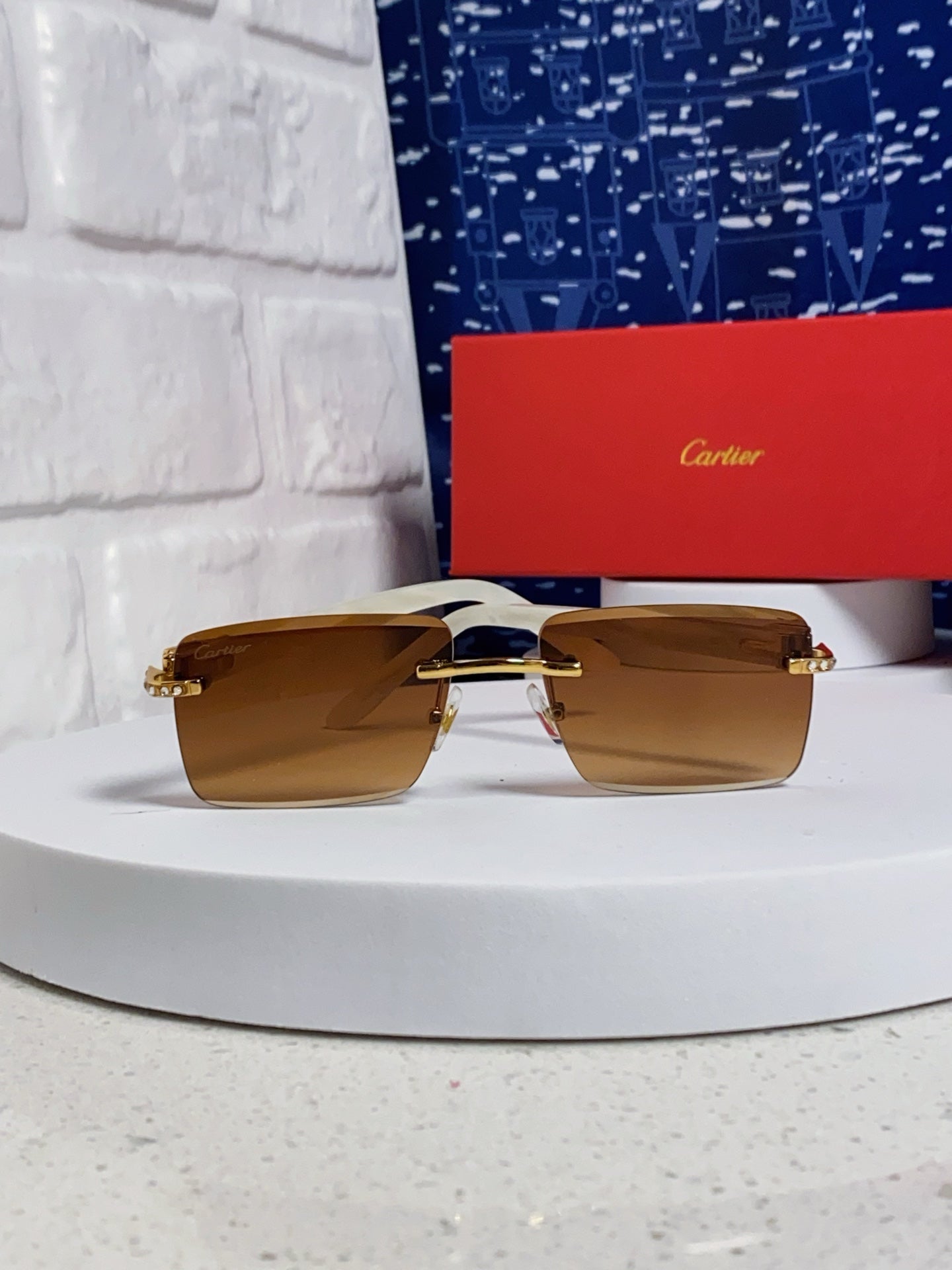 Cartier Lightweight Rimless Brown Lens Sunglasses for Men & Women - 449486 - detail image 2
