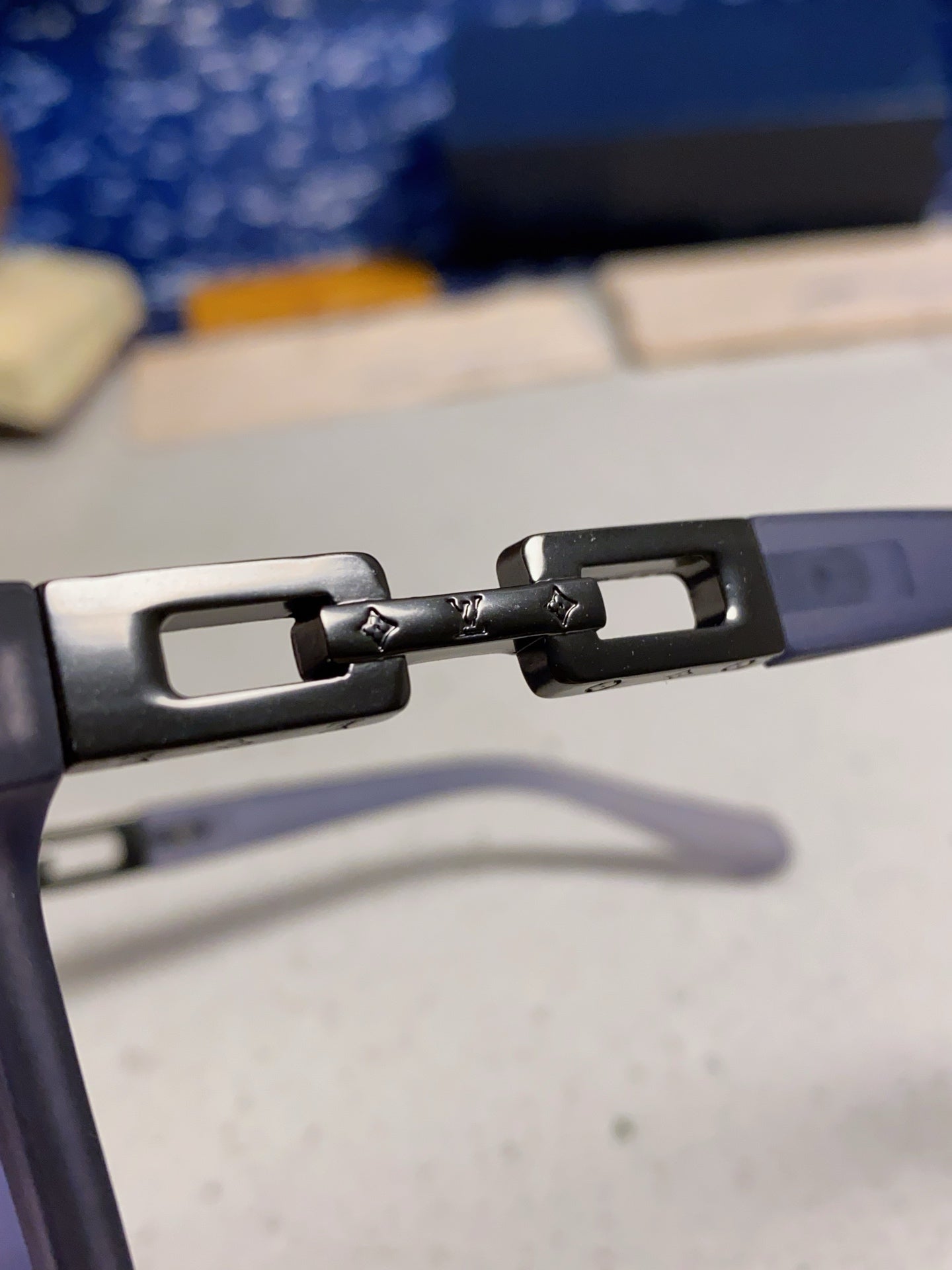 Louis Vuitton Square Blue Lens Sunglasses for Men & Women - 448541 - detail image 7
