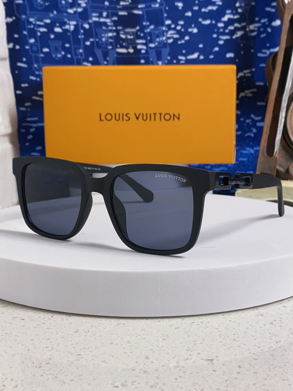Louis Vuitton Square Blue Lens Sunglasses for Men & Women - 448542