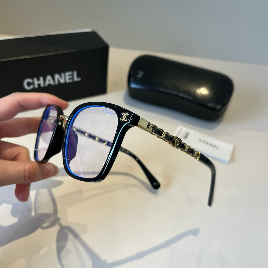Chanel Oversized Silver Lens Sunglasses for Men & Women - 493478 - detail image 4