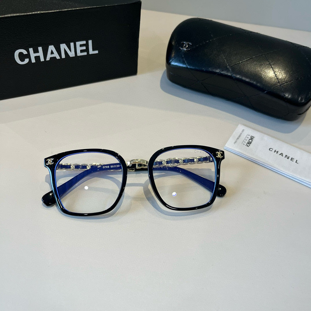Chanel Oversized Silver Lens Sunglasses for Men & Women - 493478 - detail image 6