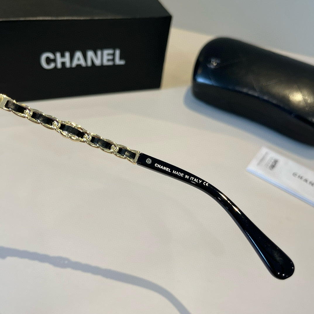 Chanel Oversized Silver Lens Sunglasses for Men & Women - 493478 - detail image 10