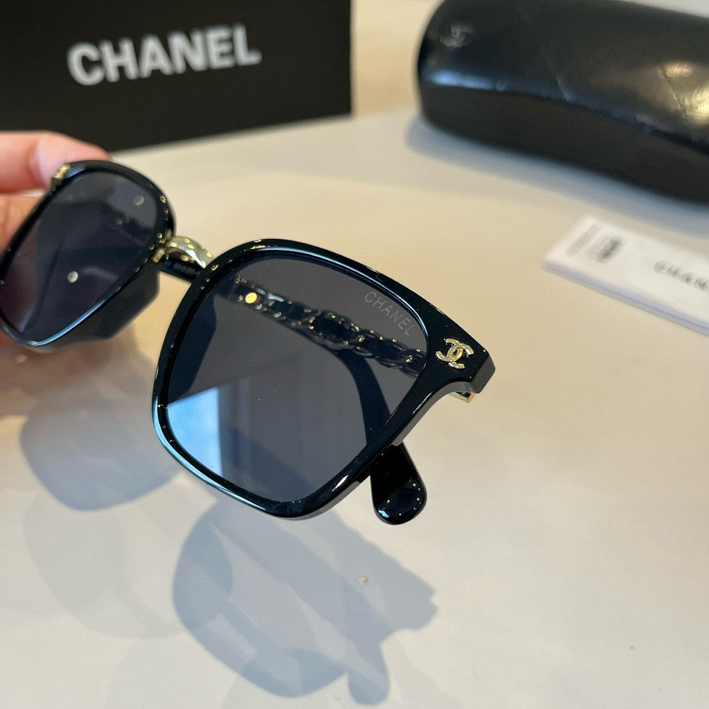 Chanel Oversized Black Lens Sunglasses for Men & Women - 493479 - detail image 6