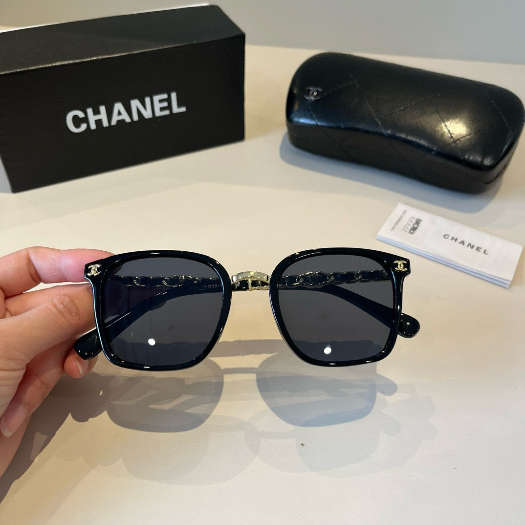 Chanel Oversized Black Lens Sunglasses for Men & Women - 493479 - detail image 5