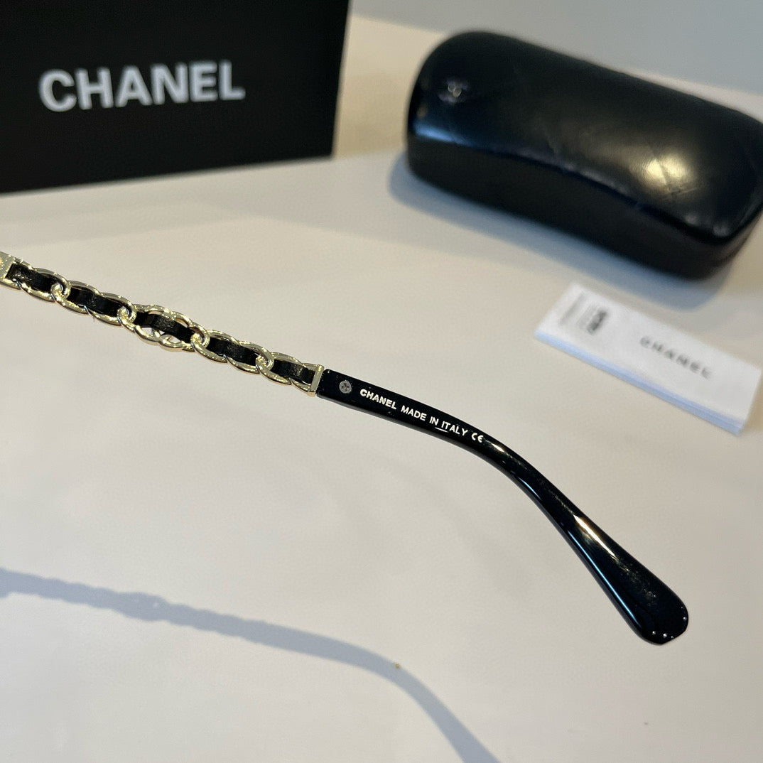 Chanel Oversized Black Lens Sunglasses for Men & Women - 493479 - detail image 11