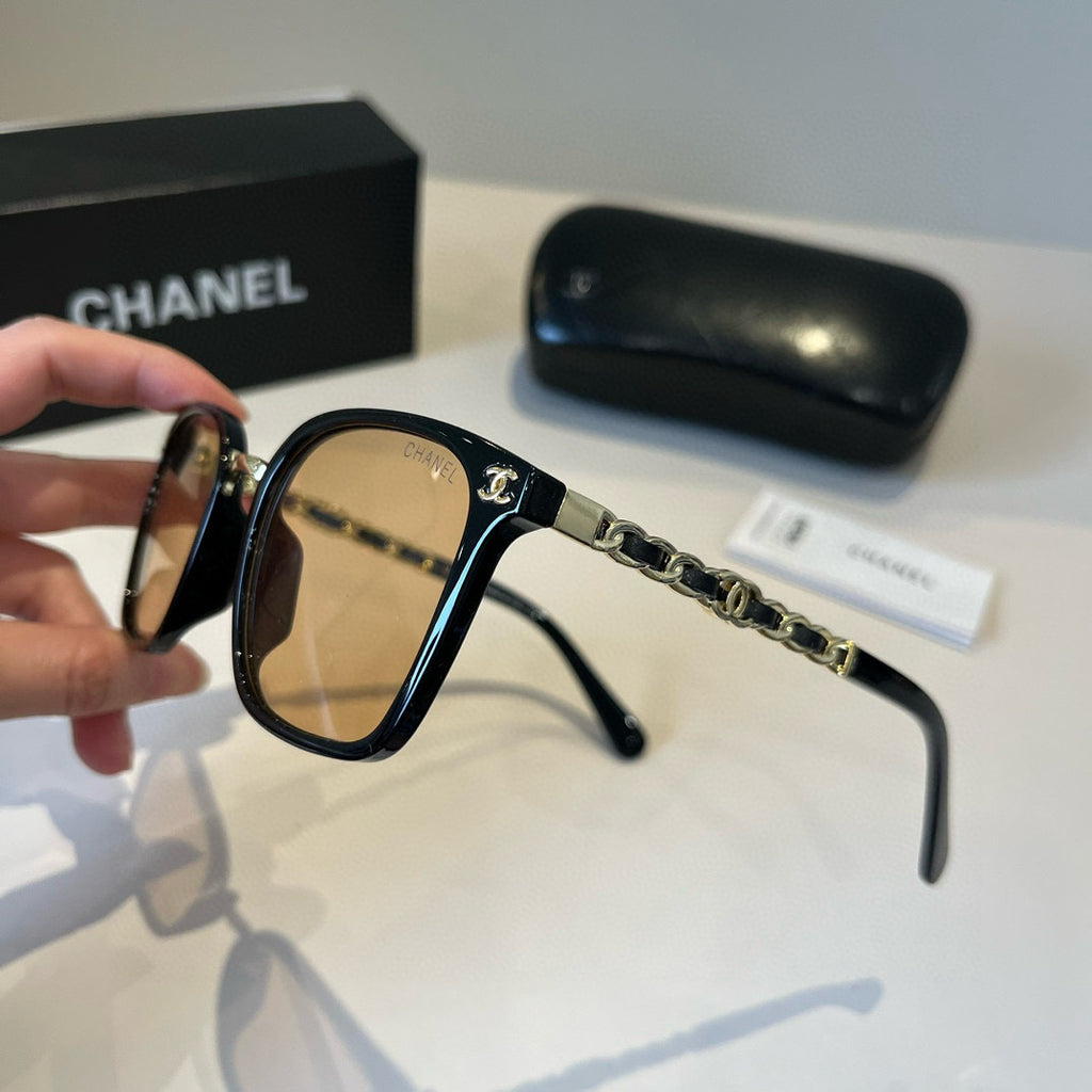 Chanel Oversized Gold Lens Sunglasses for Men & Women - 493480 - detail image 4