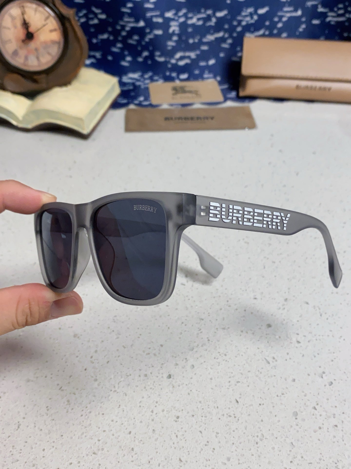 Burberry Fashion Blue Lens Sunglasses for Men & Women - 487418 - detail image 6