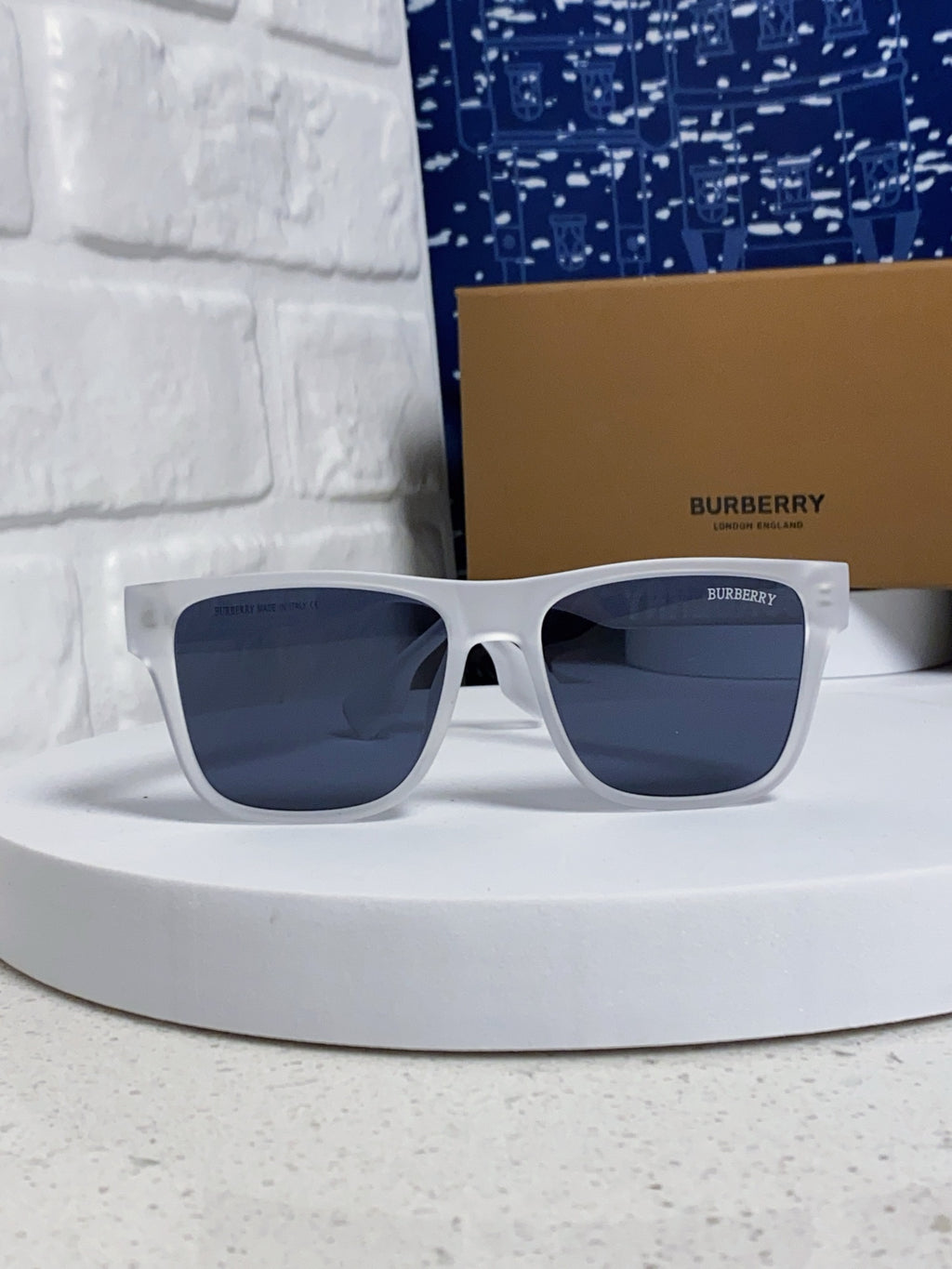 Burberry Fashion Blue Lens Sunglasses for Men & Women - 432512 - detail image 2