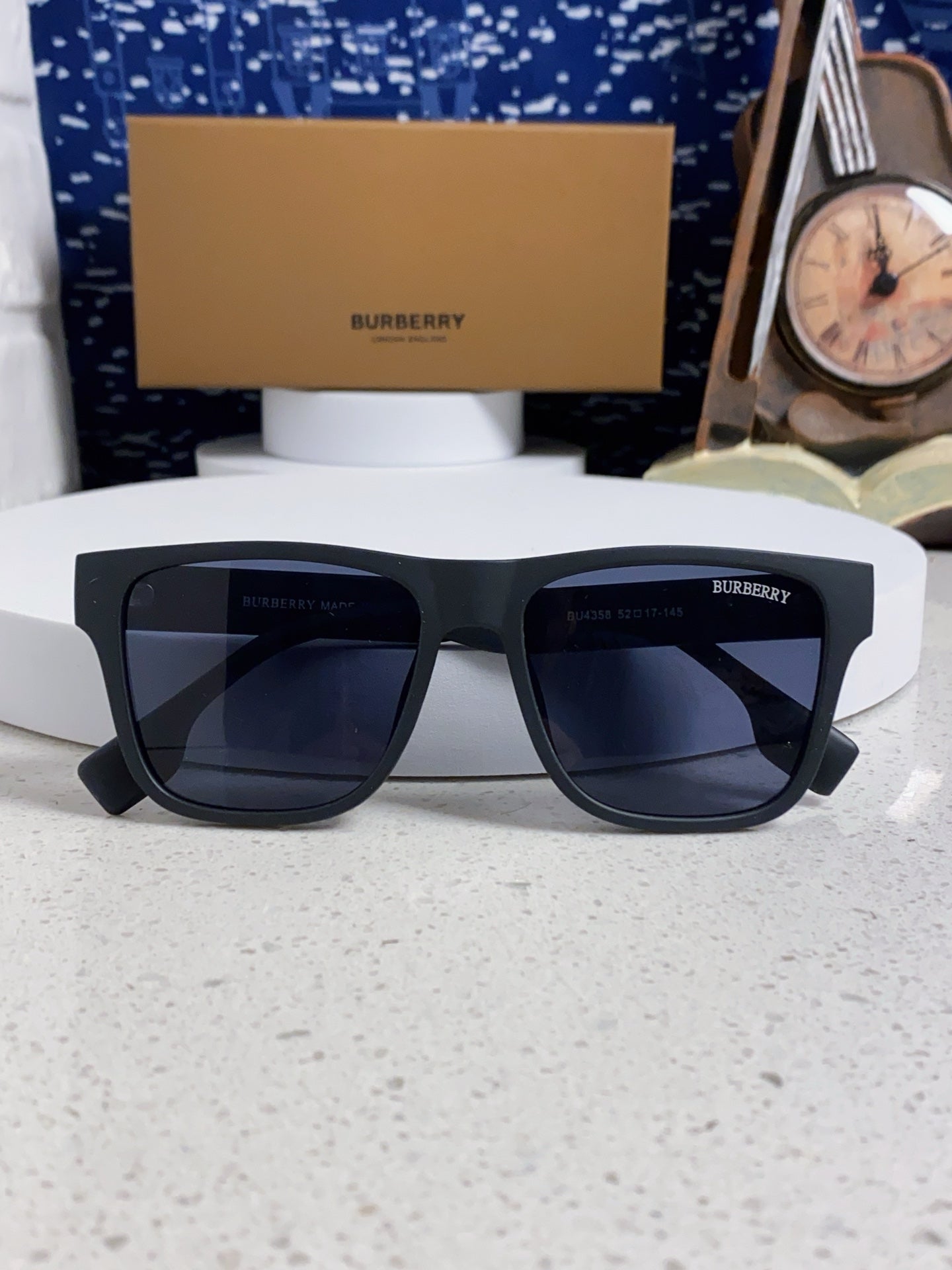 Burberry Fashion Blue Lens Sunglasses for Men & Women - 487422 - detail image 9