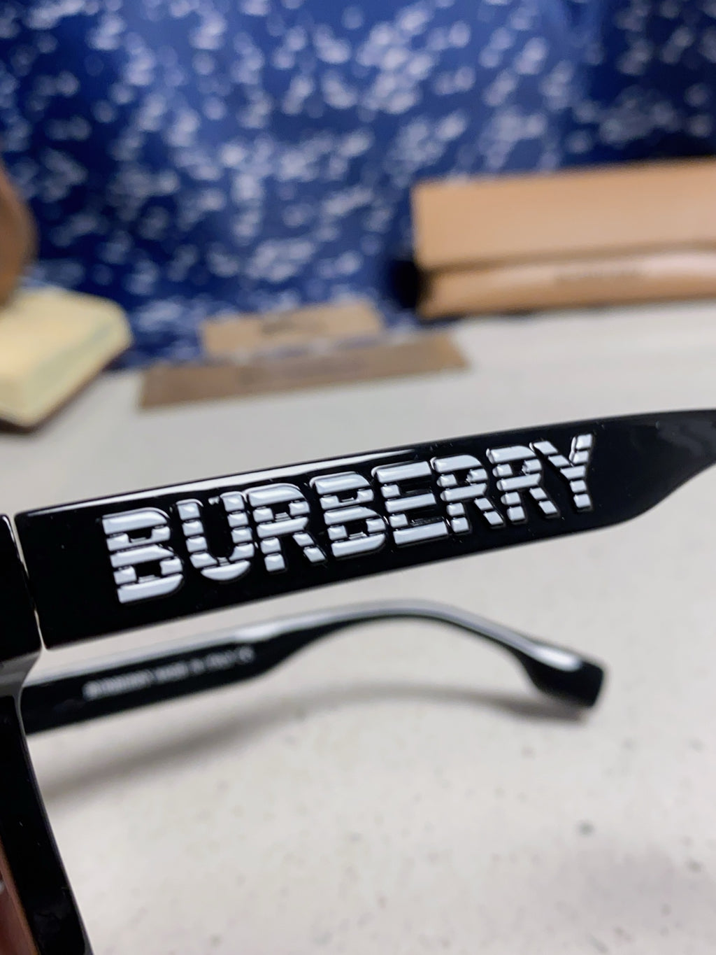 Burberry Fashion Blue Lens Sunglasses for Men & Women - 487421 - detail image 7