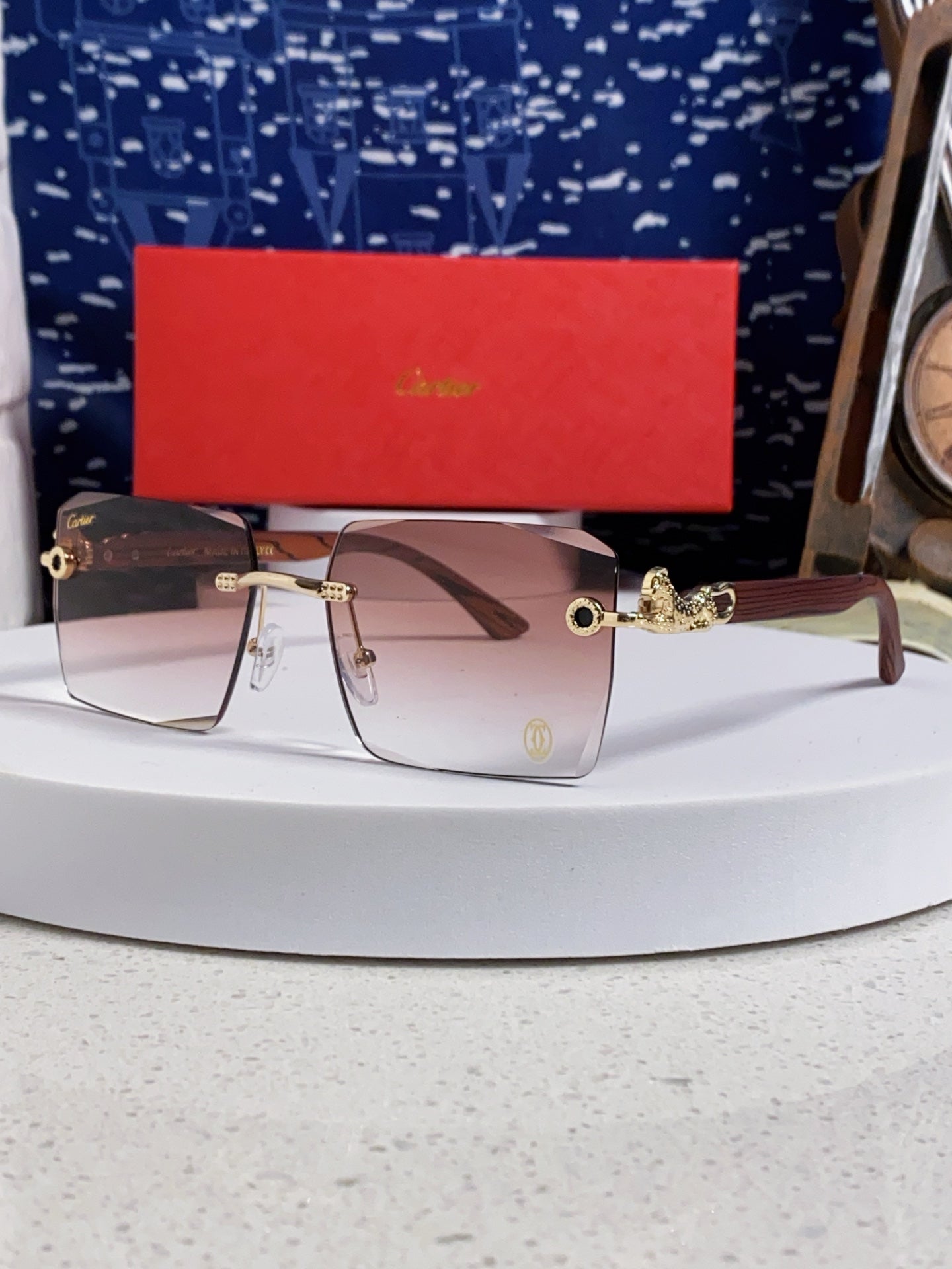 Cartier Lightweight Rimless Silver Lens Sunglasses for Men & Women - 487372