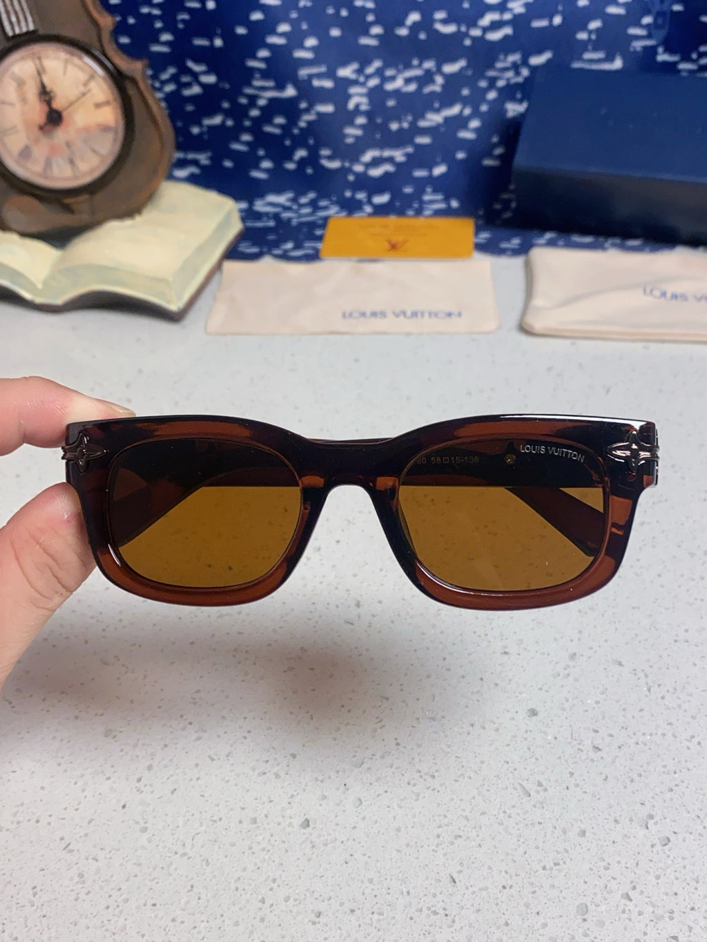 Louis Vuitton Square Brown Lens Sunglasses for Men & Women - 486221 - detail image 4