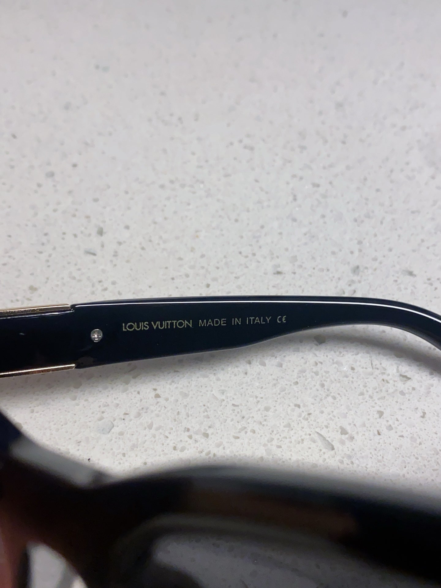 Louis Vuitton Square Black Lens Sunglasses for Men & Women - 486224 - detail image 8