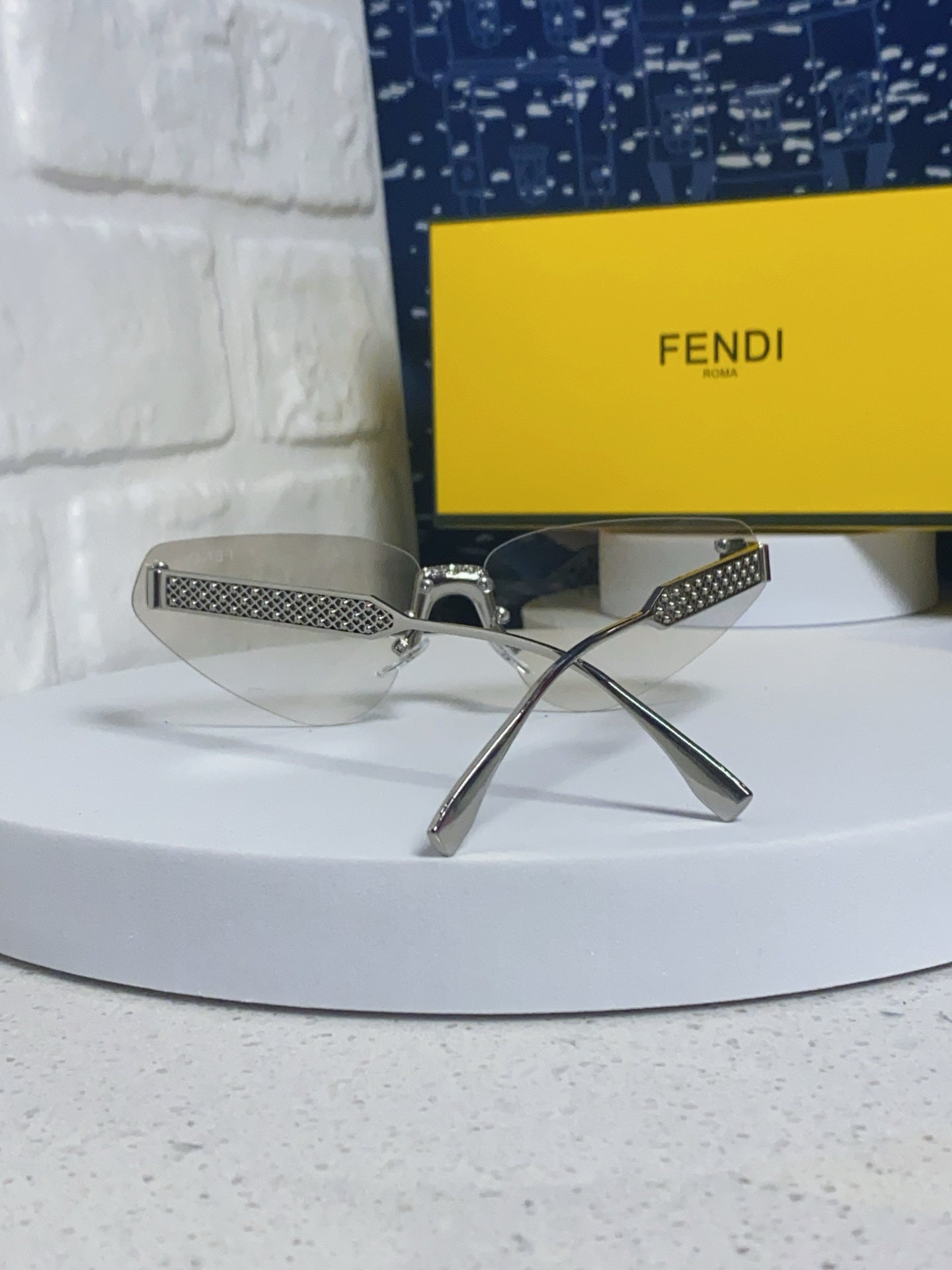 Fendi Lightweight Metal Rimless Red Lens Sunglasses for Women - detail image 3