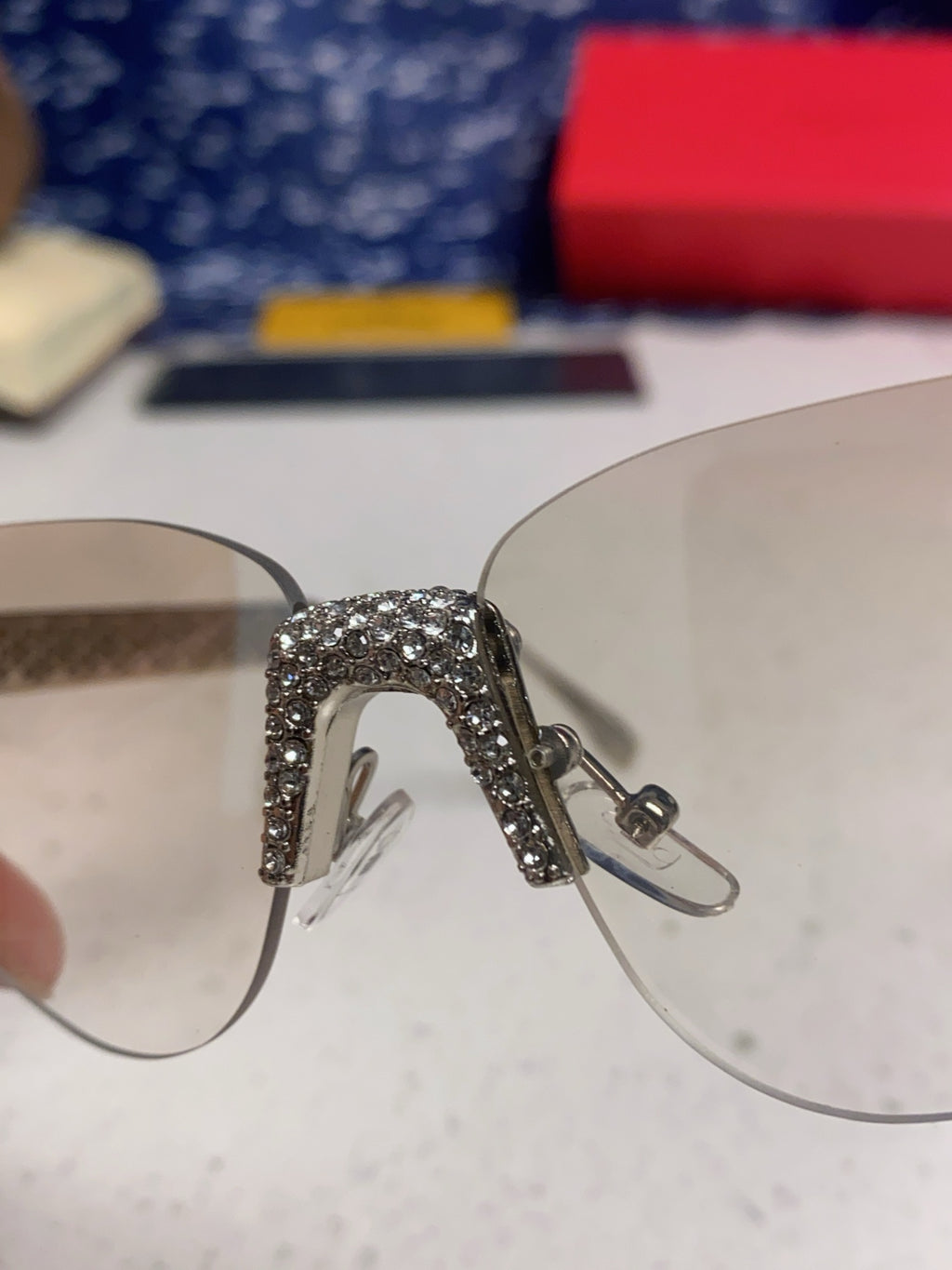 Fendi Lightweight Metal Rimless Red Lens Sunglasses for Women - detail image 7