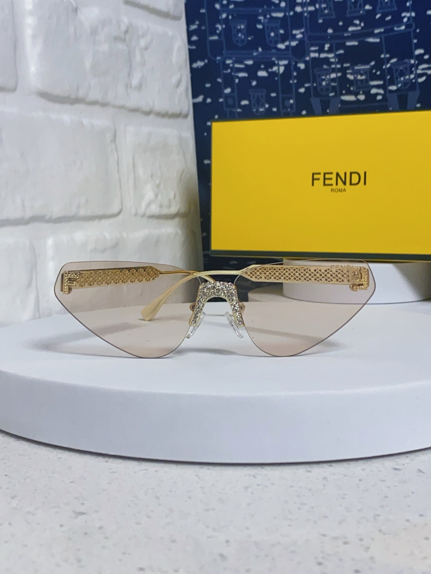 Fendi Lightweight Metal Rimless Silver Lens Sunglasses for Women - 487781 - detail image 2