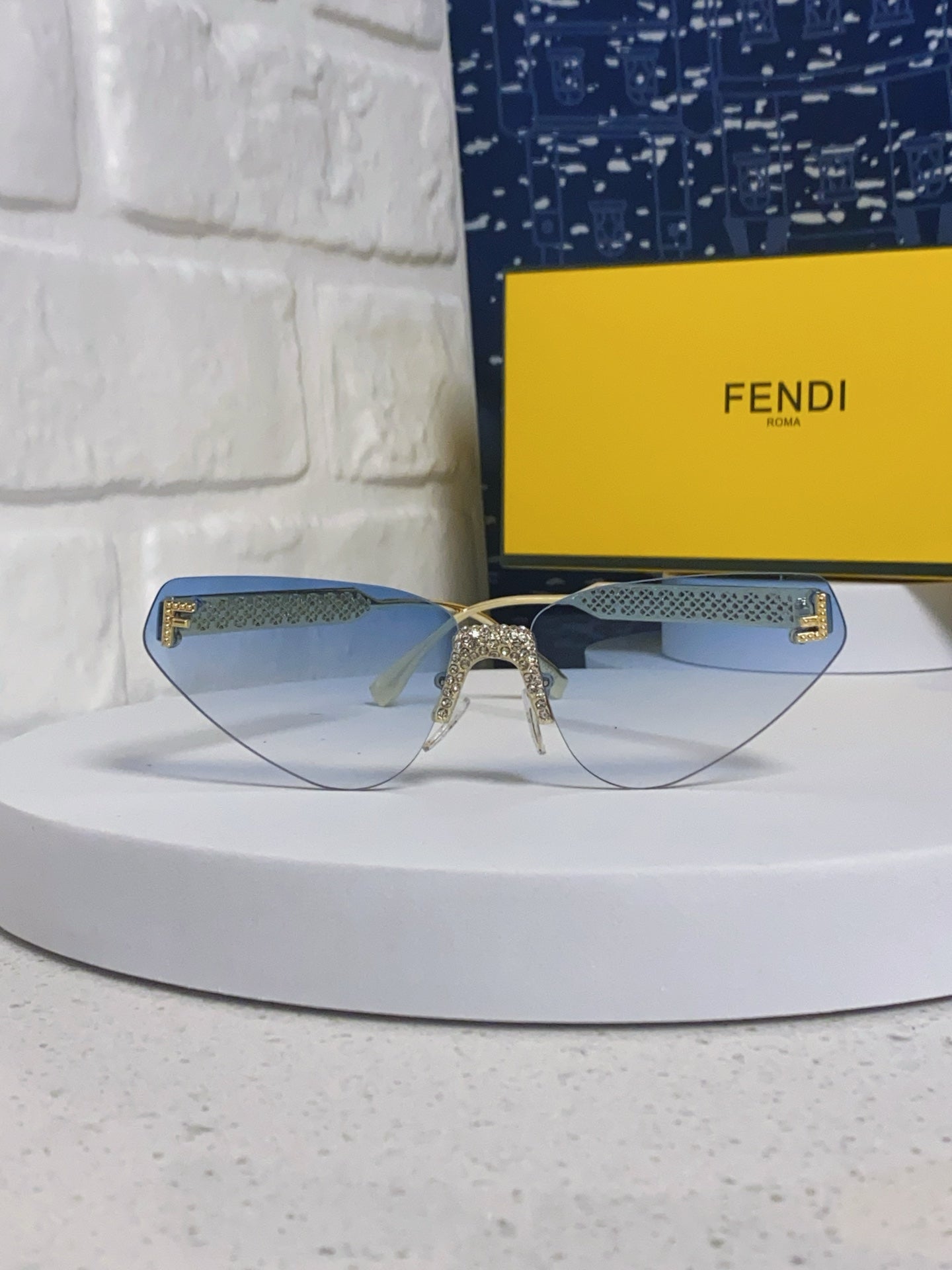Fendi Lightweight Metal Rimless Silver Lens Sunglasses for Women - 487784 - detail image 2