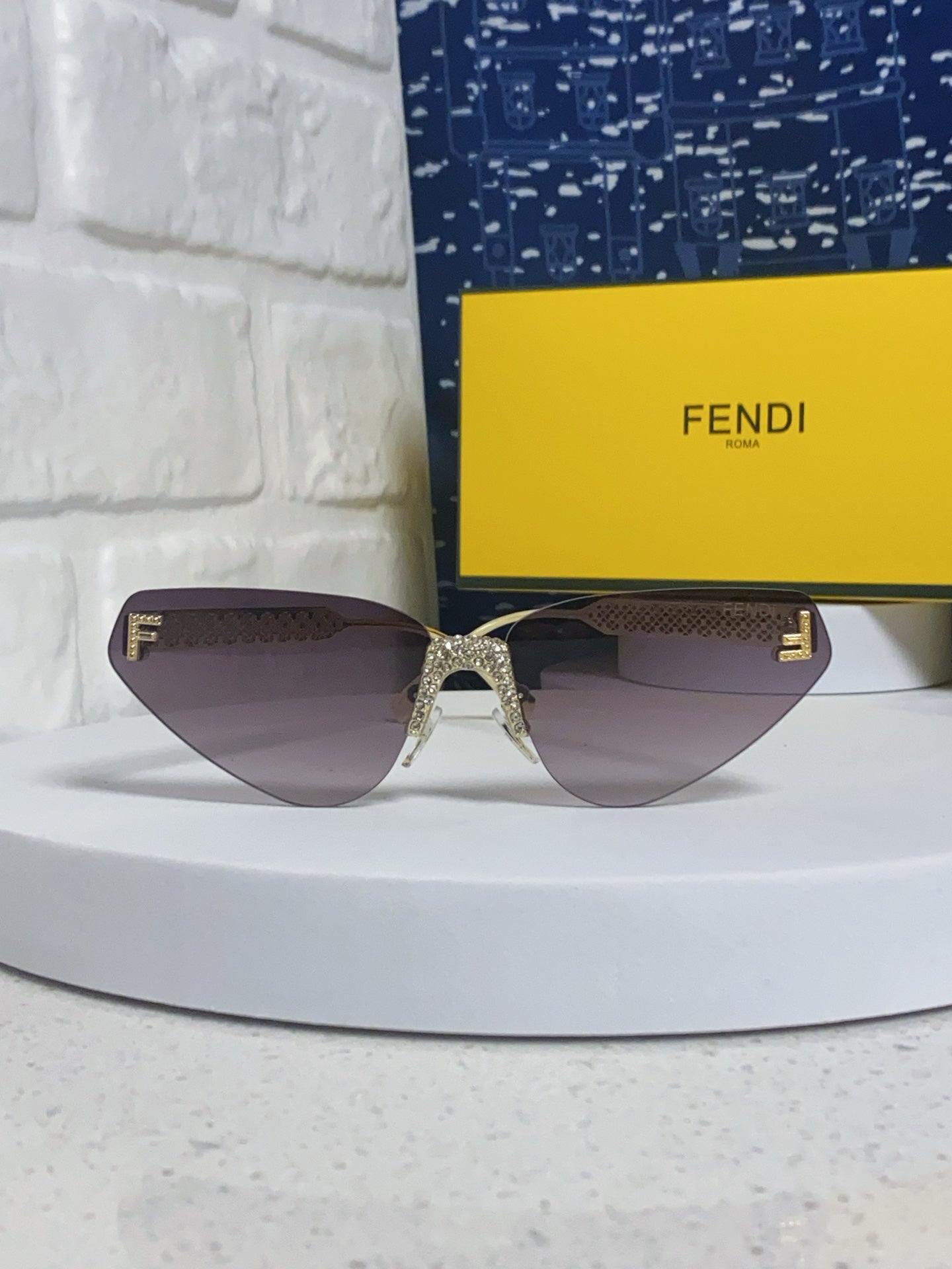 Fendi Lightweight Metal Rimless Silver Lens Sunglasses for Women - 487785 - detail image 2