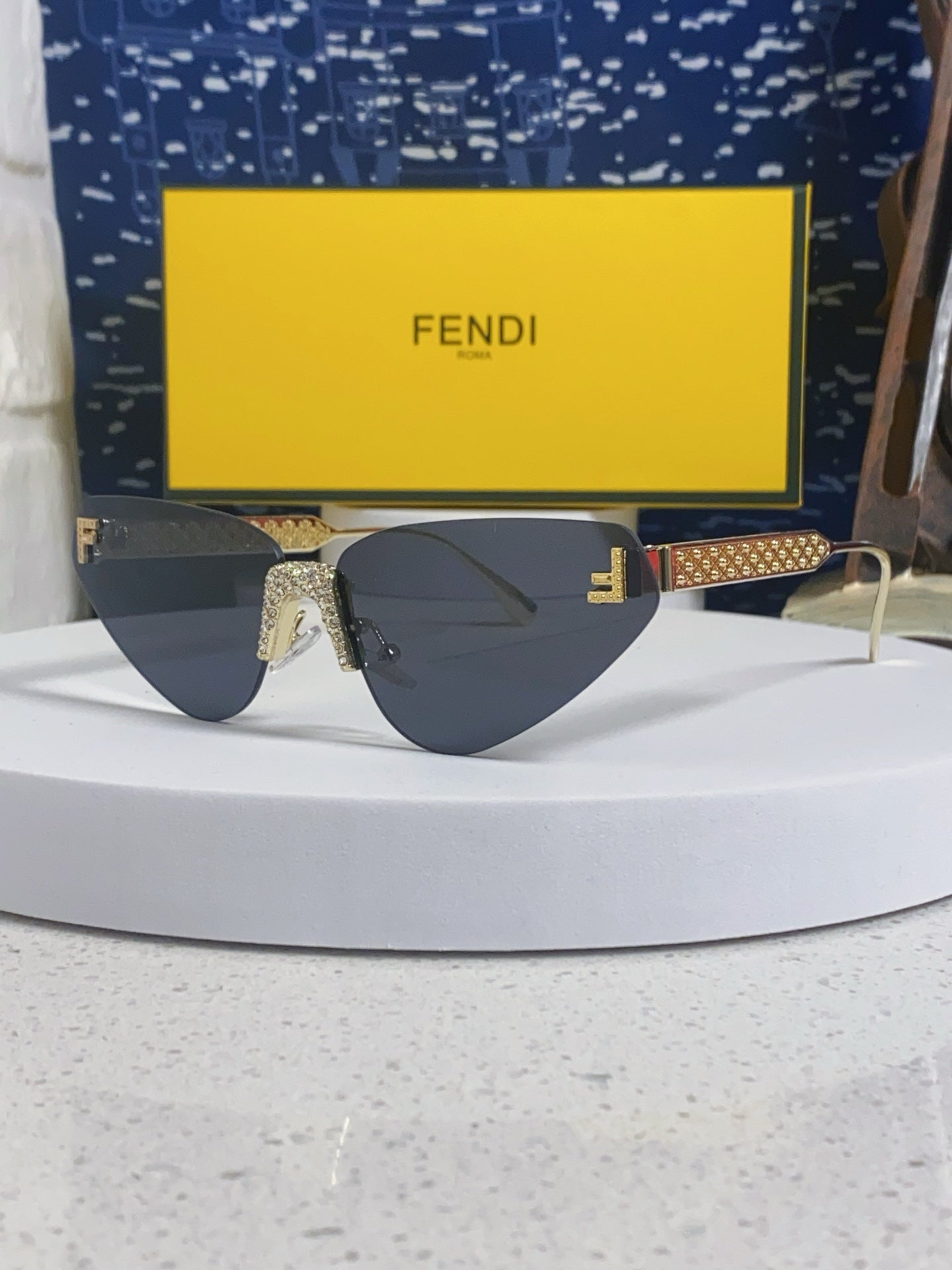 Fendi Lightweight Metal Rimless Silver Lens Sunglasses for Women