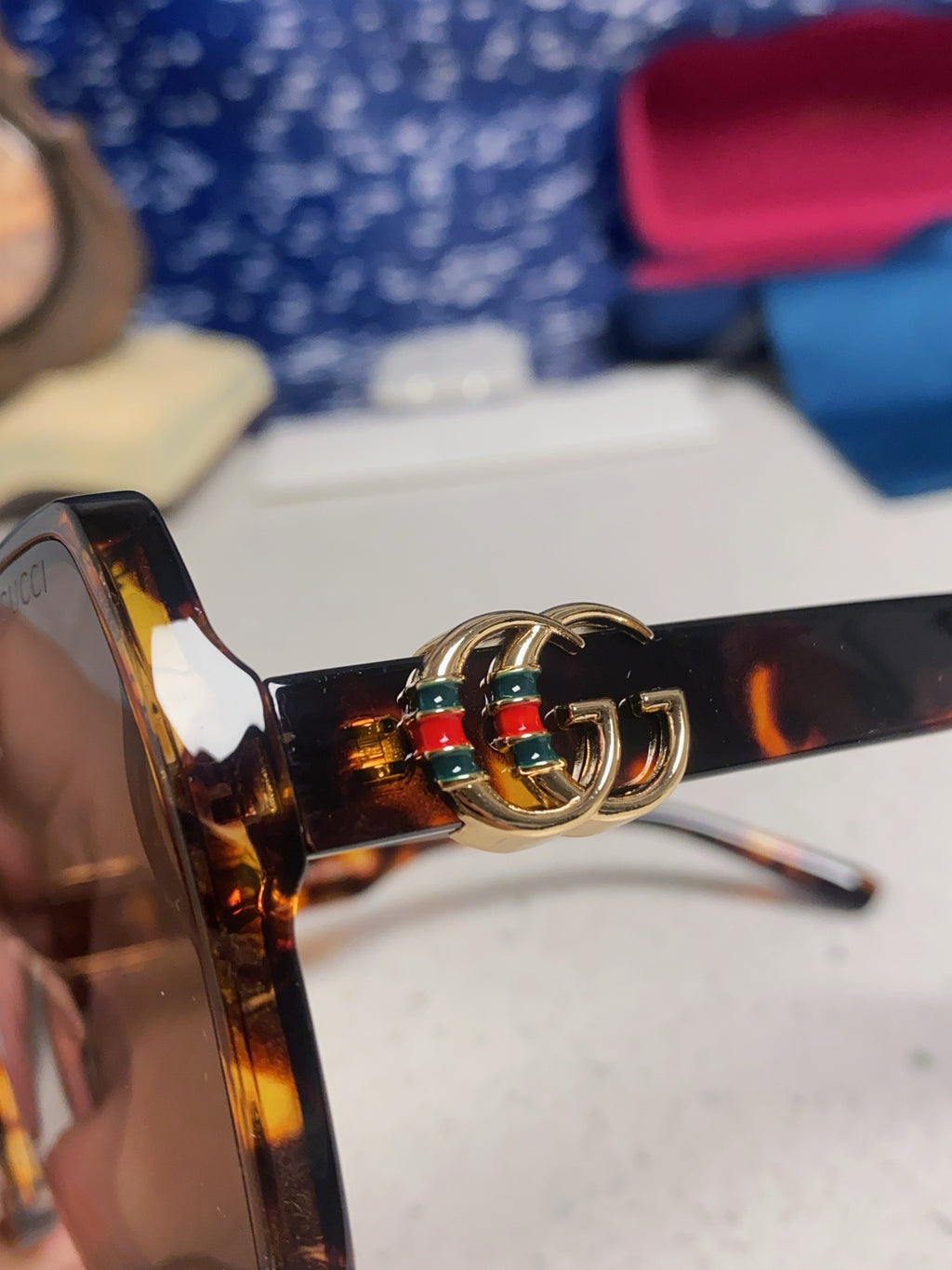 Gucci Fashion Black Lens Sunglasses for Women - detail image 7
