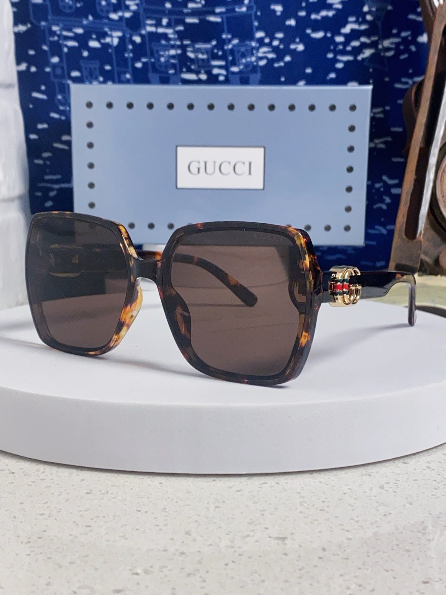 Gucci Fashion Black Lens Sunglasses for Women