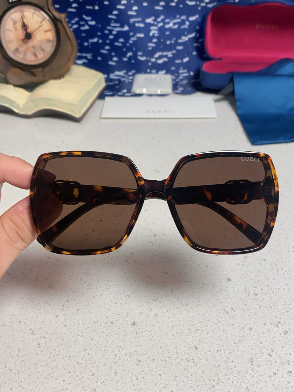 Gucci Fashion Black Lens Sunglasses for Women - detail image 4