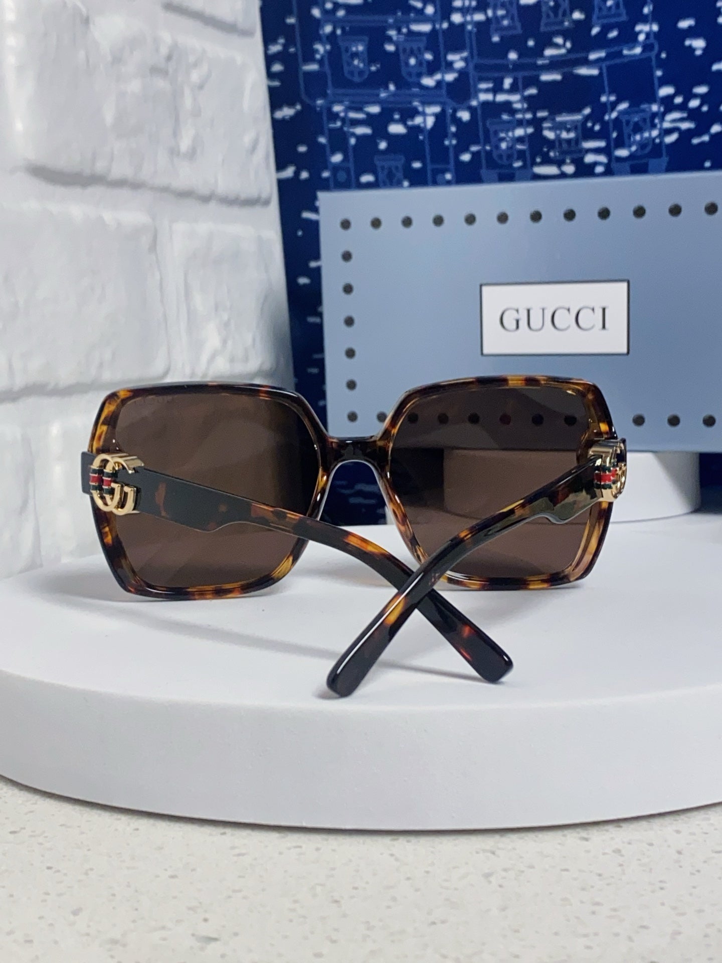Gucci Fashion Black Lens Sunglasses for Women - detail image 3