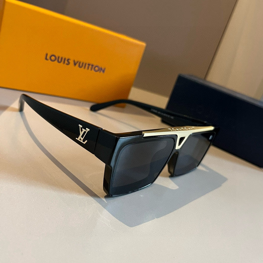 Louis Vuitton Z1502W Fashion Black Lens Sunglasses for Men & Women - 448675