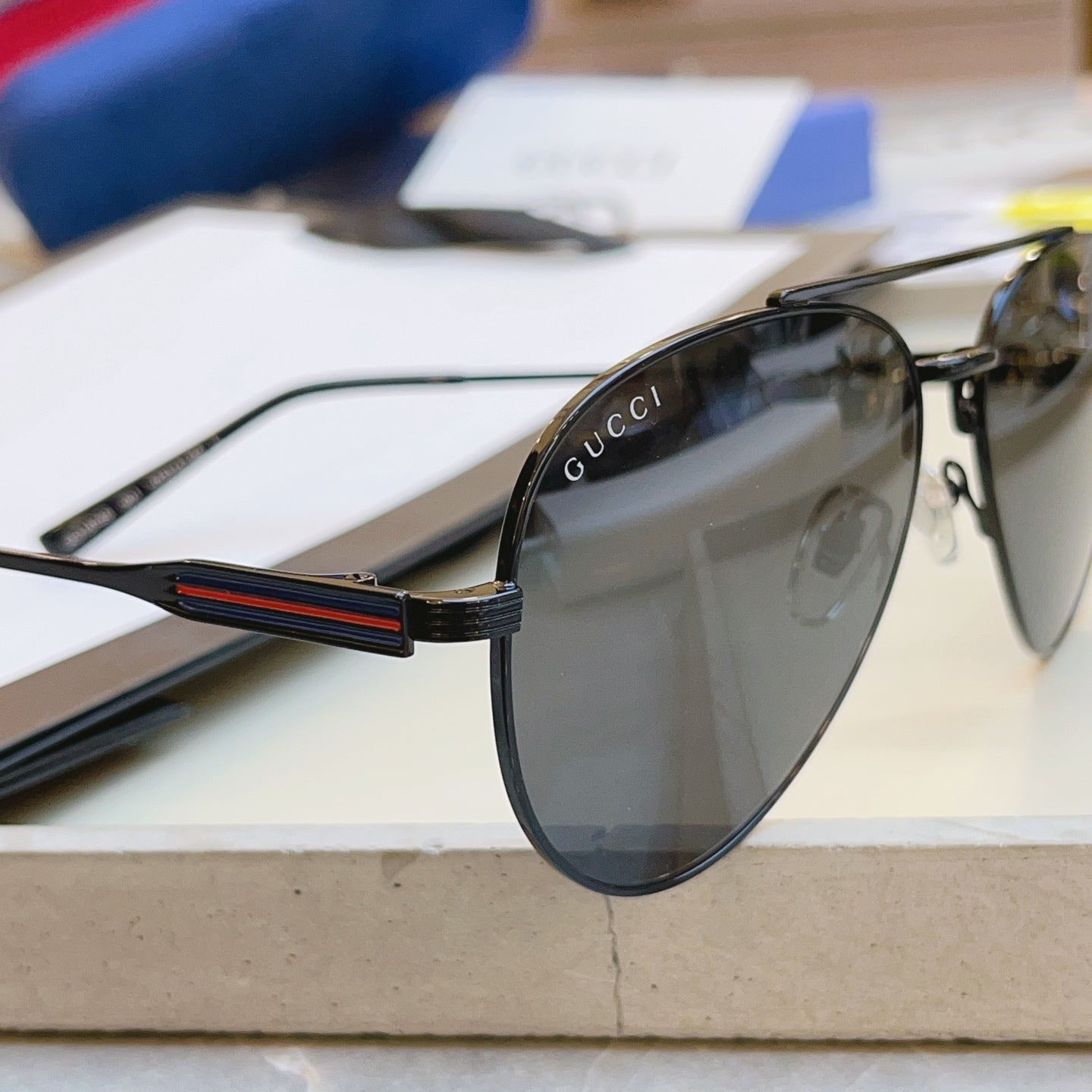Gucci GG1874S Fashion Gray Lens Sunglasses for Men & Women - detail image 7