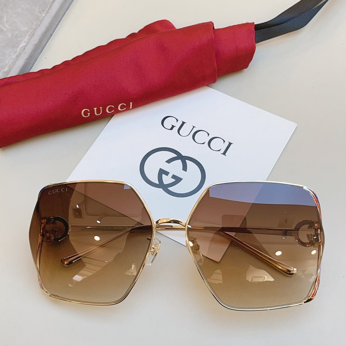 Gucci GG1322SA Fashion Brown Lens Sunglasses for Men & Women - 431478 - detail image 4