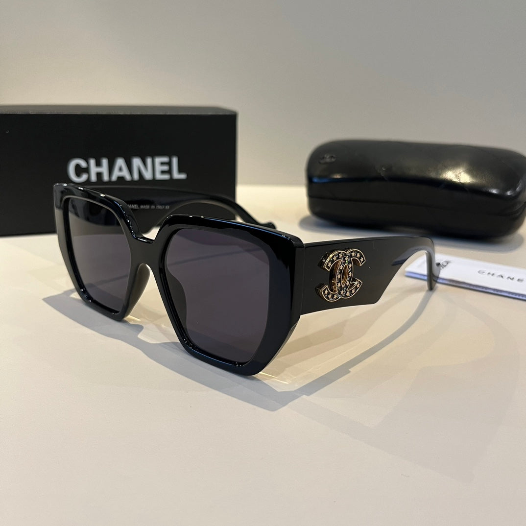 Chanel Fashion Black Lens Sunglasses for Men & Women - 493549 - detail image 3