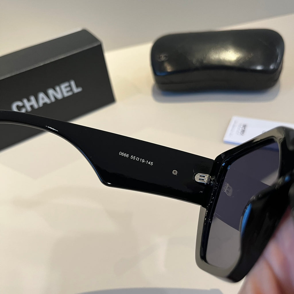Chanel Fashion Black Lens Sunglasses for Men & Women - 449016 - detail image 6