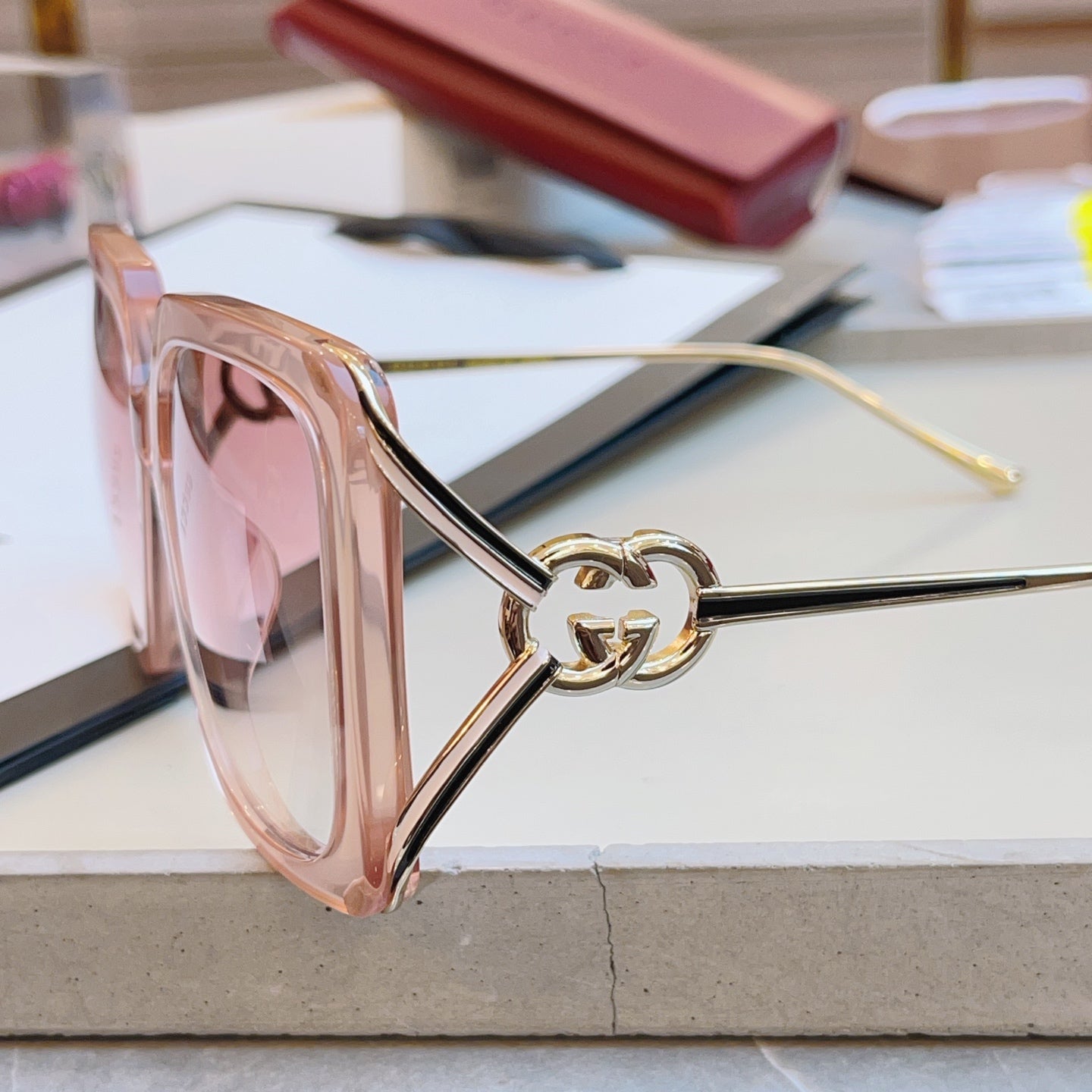 Gucci GG1324SA Fashion Pink Lens Sunglasses for Men & Women - detail image 7