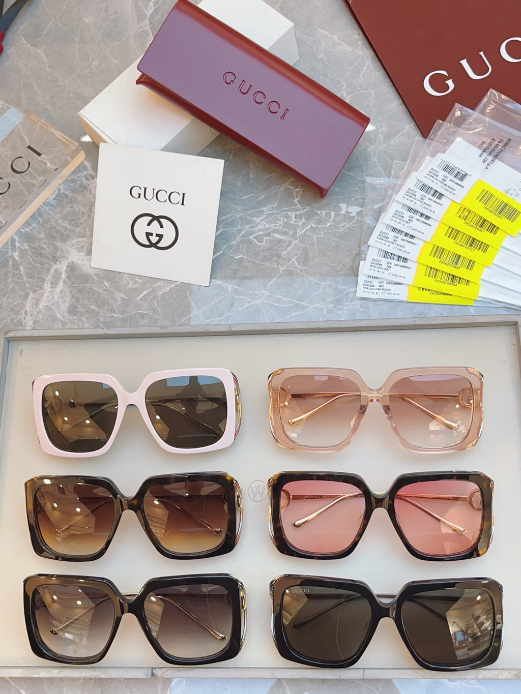 Gucci GG1324SA Fashion Black Lens Sunglasses for Men & Women - detail image 8