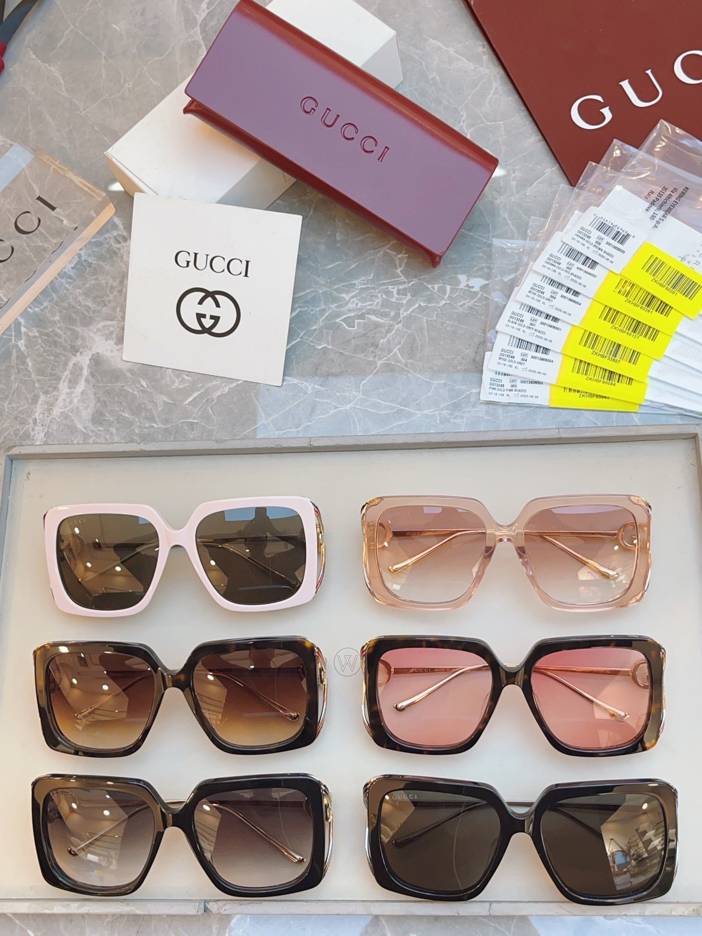 Gucci GG1324SA Fashion Black Lens Sunglasses for Men & Women - detail image 8