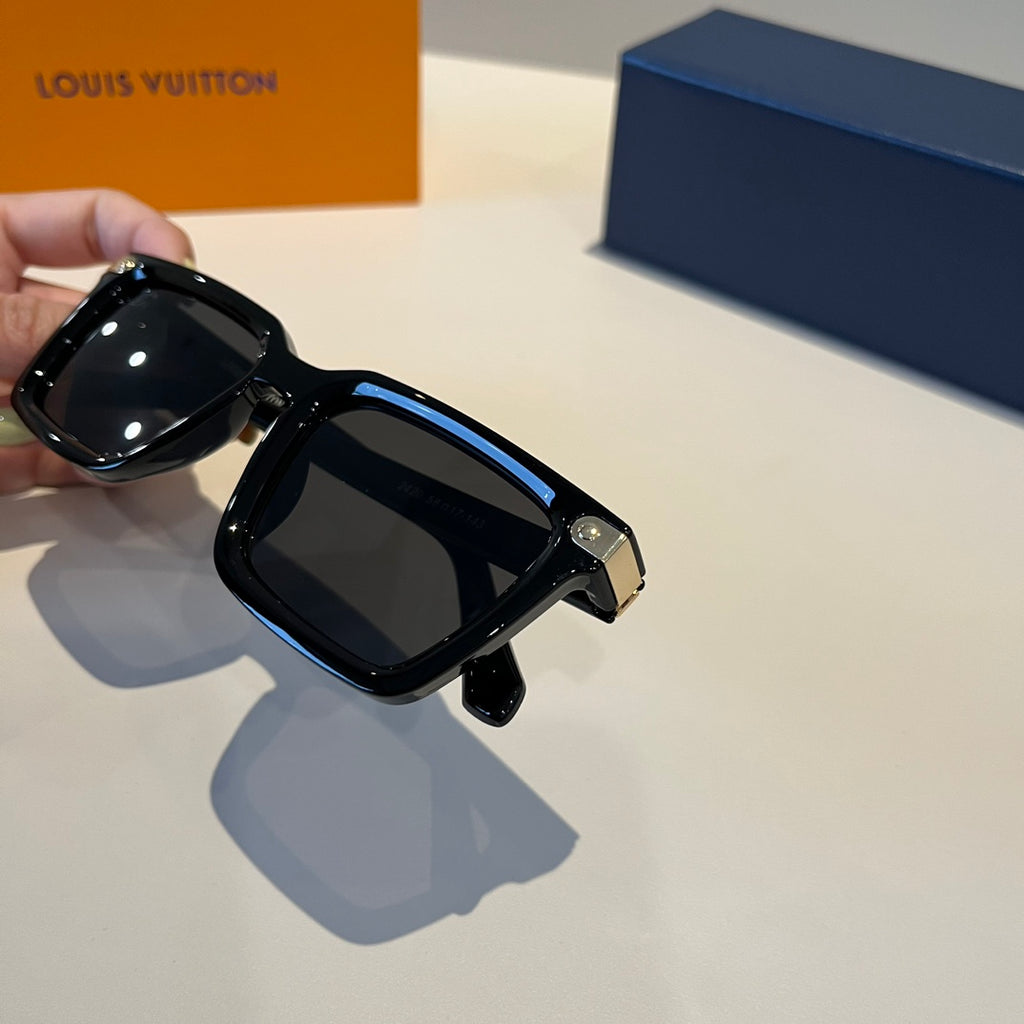 Louis Vuitton Fashion Black Lens Sunglasses for Men & Women - 464682 - detail image 6