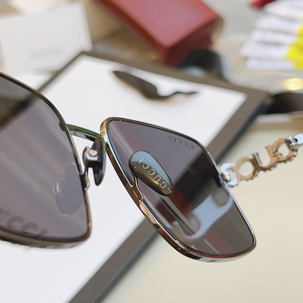 Gucci GG1937S Fashion Gray Lens Sunglasses for Men & Women - detail image 9